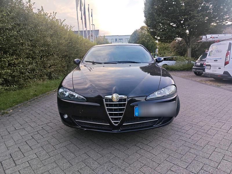 Schwarz Gebraucht 2008 Alfa Romeo 147 Kleinwagen | 2.300 € - Bild 1/4