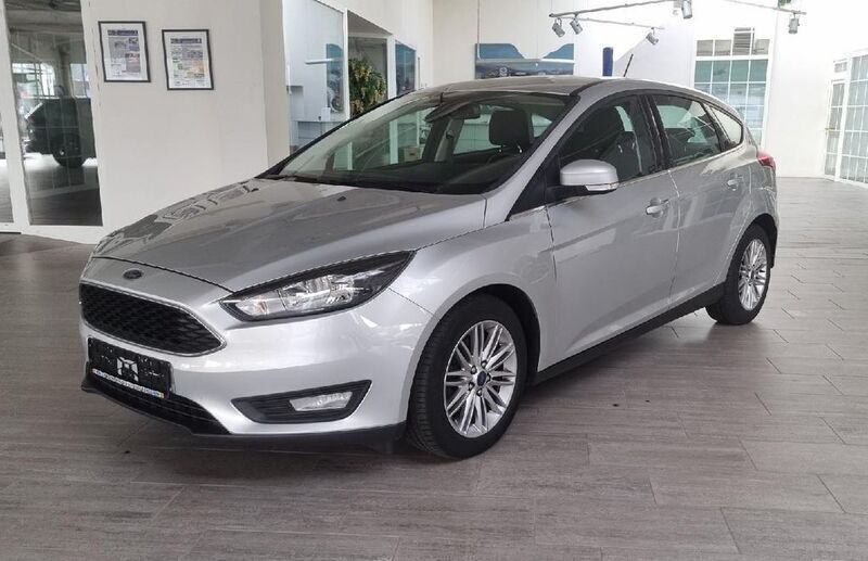 Gebraucht Ford Focus Cool & Connect 125 PS (91 kW) 2018 Polarsilber metallic (metallic) Limousine