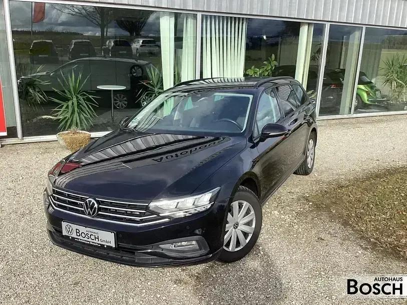 Gebraucht VW Passat Conceptline 150 PS (110 kW) 2022 Schwarz Kombi