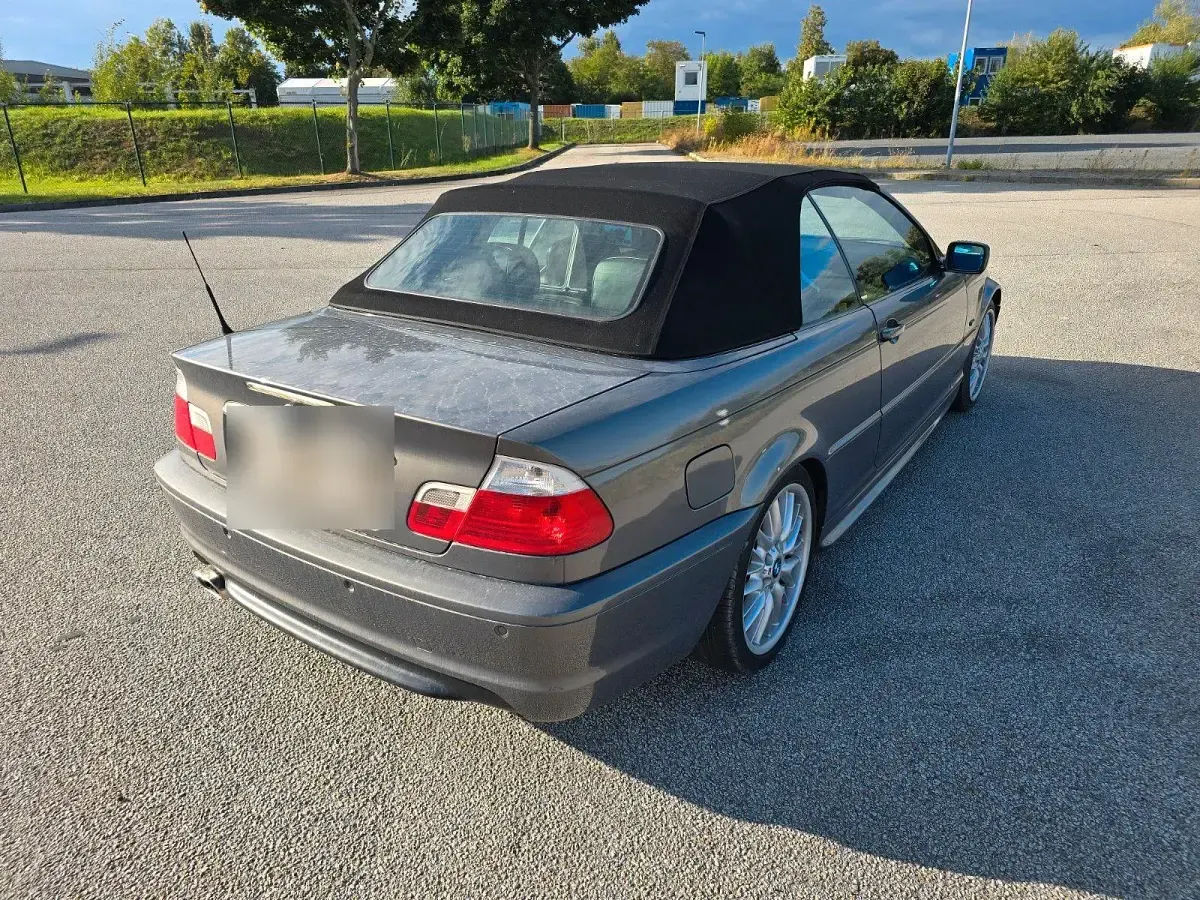 Gebraucht BMW 318 Sport Line 143 PS (105 kW) 2002 Grau Cabrio