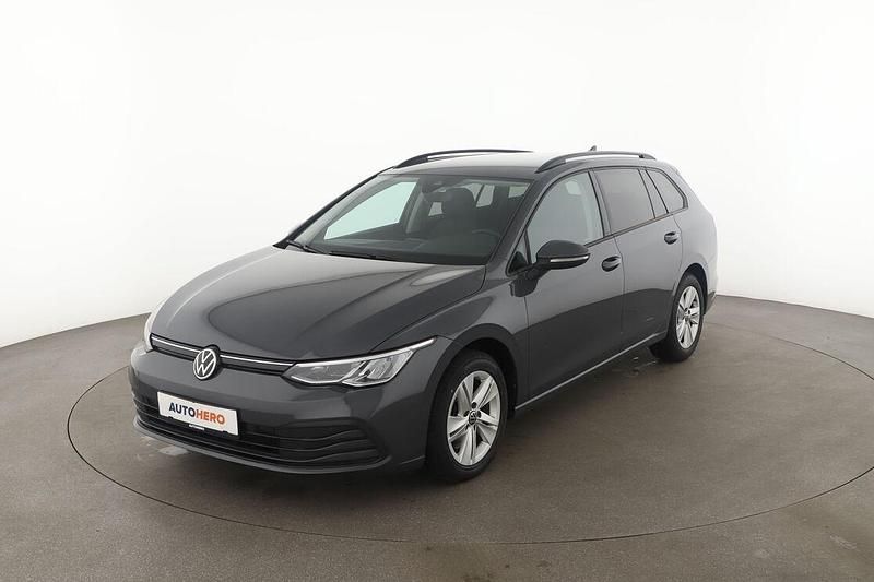 Grau Gebraucht 2020 VW Golf VIII Life Kombi | 19.430 € (Fairer Preis) - Bild 1/3