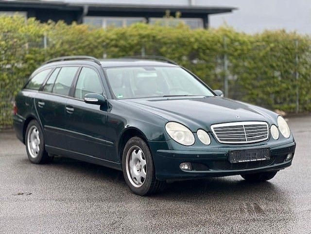 Gebraucht Mercedes E280 Elegance 190 PS (139 kW) 2006 Grün Limousine