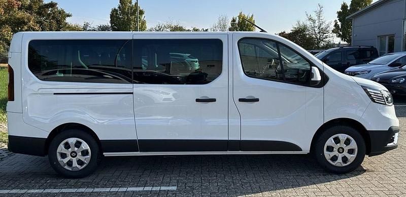 Neu Renault Trafic 150 PS (110 kW) 2025 Weiß Van / Kleinbus