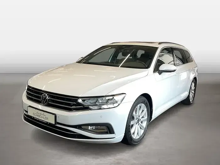 Gebraucht VW Passat Business 150 PS (110 kW) 2023 Kombi
