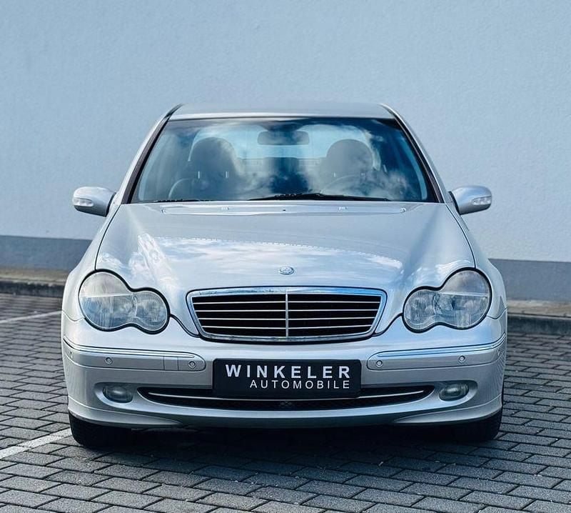 Gebraucht Mercedes C220 Avantgarde 143 PS (105 kW) 2001 Limousine