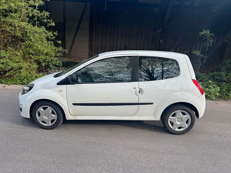 Gebraucht Renault Twingo Expression 75 PS (55 kW) 2014 Weiß Kleinwagen