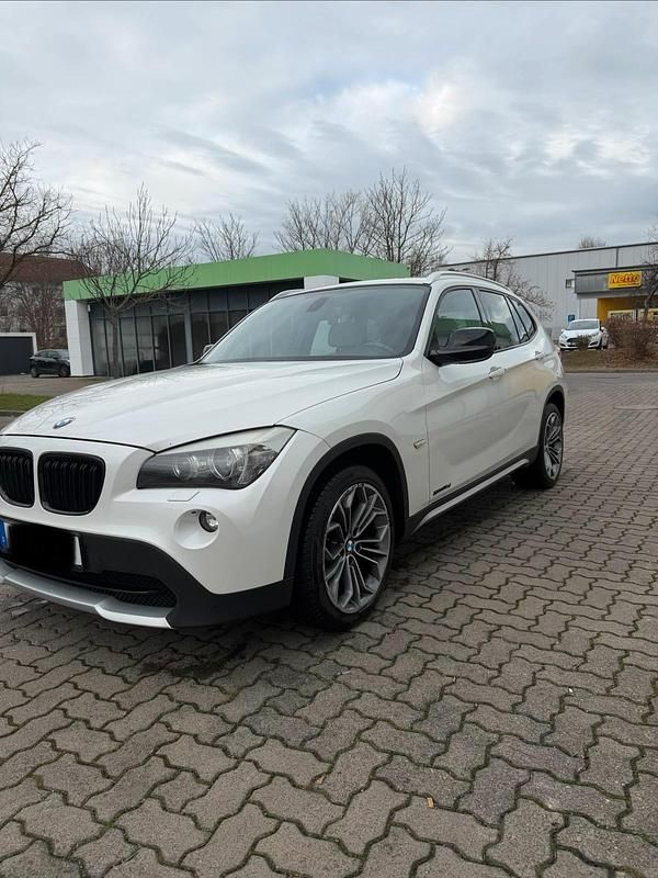 Gebraucht BMW X1 177 PS (130 kW) 2011 Weiß SUV