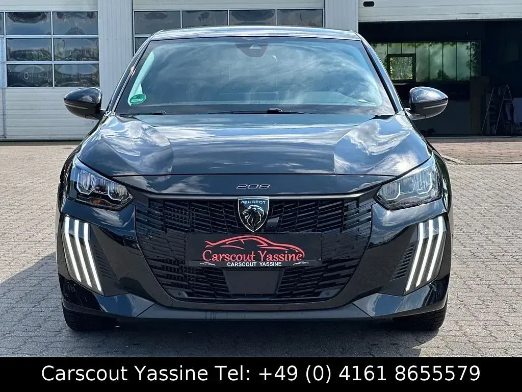 Gebraucht Peugeot 208 Allure 101 PS (74 kW) 2025 Schwarz Kleinwagen