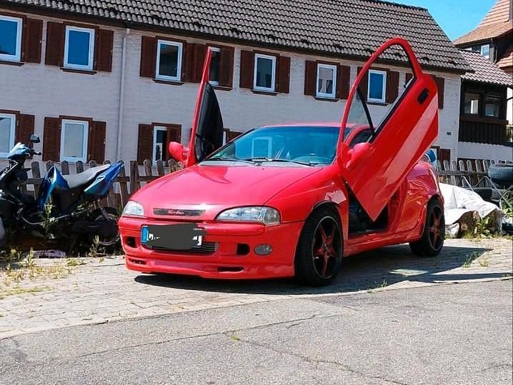 Rot Gebraucht 1995 Opel Tigra Coupé | 1.100 € - Bild 1/4