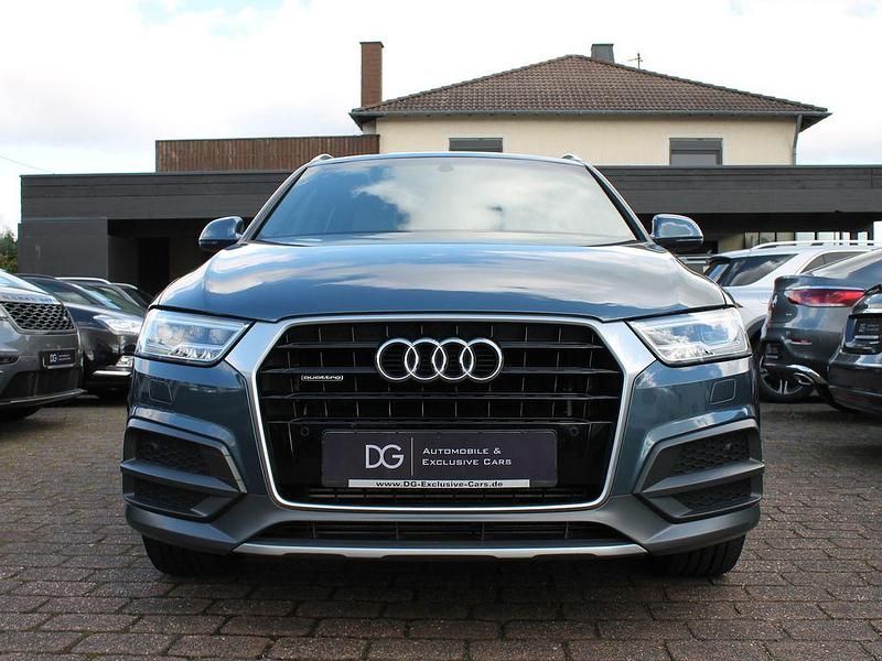 Blau Gebraucht 2015 Audi Q3 S-line plus SUV | 17.900 € (Guter Preis) - Bild 1/4
