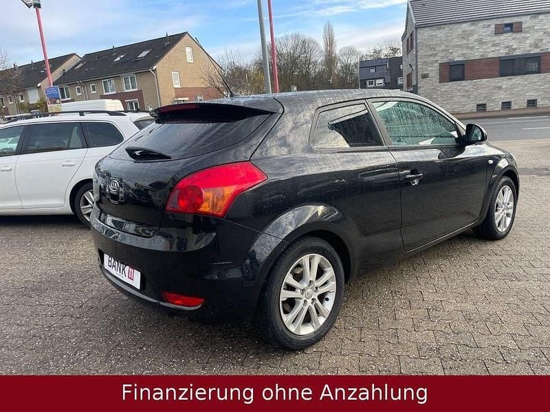 Gebraucht Kia ProCeed LX 126 PS (92 kW) 2008 Schwarz Limousine
