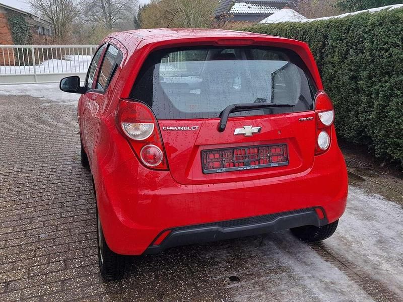 Gebraucht Chevrolet Spark LT 68 PS (50 kW) 2013 Rot Kleinwagen