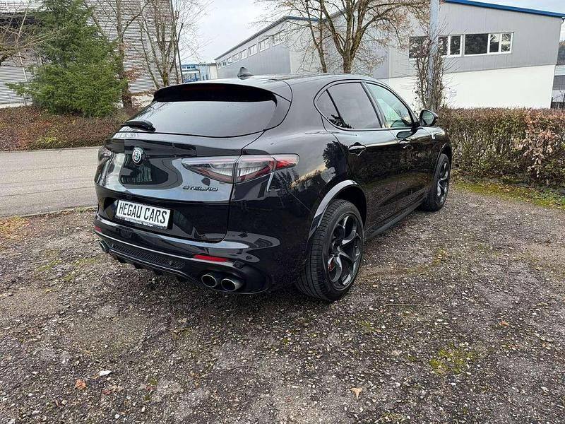 Gebraucht Alfa Romeo Stelvio Quadrifoglio 510 PS (375 kW) 2021 Nero vulcano, metallic SUV