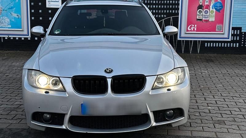 Silber Gebraucht 2007 BMW 335 M Sport Kombi | 7.300 € - Bild 1/4