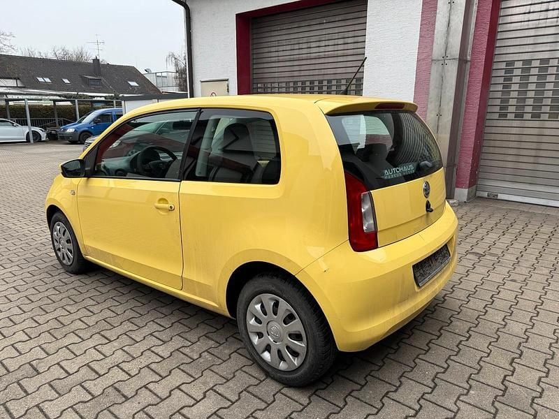 Gebraucht Skoda Citigo 60 PS (44 kW) 2015 Gelb Kleinwagen