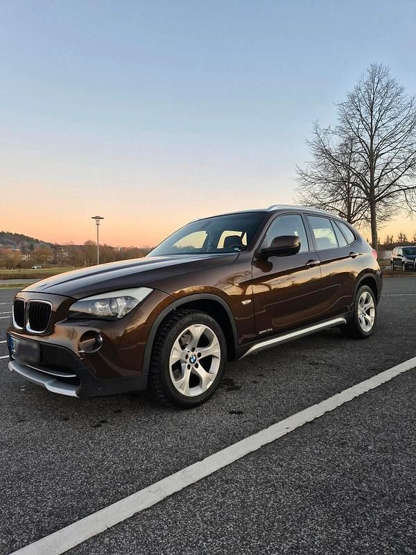 Gebraucht BMW X1 xLine 143 PS (105 kW) 2010 Braun SUV