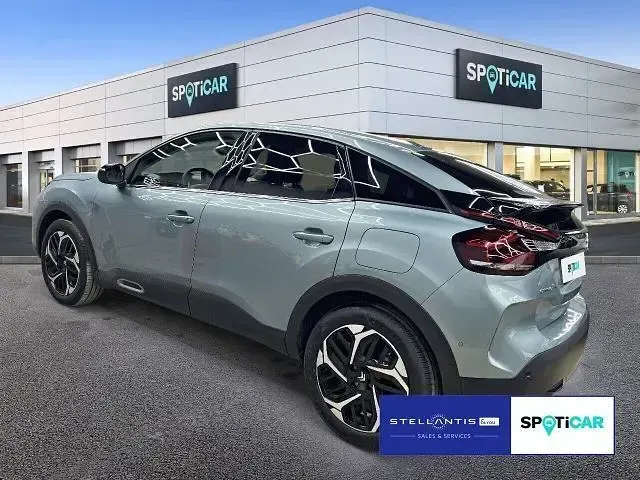 Gebraucht Citroën C4 PureTech 131 PS (96 kW) 2023 Blau SUV