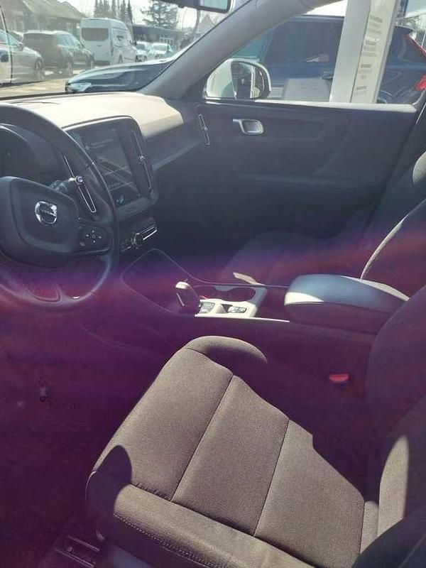 Gebraucht Volvo XC40 150 PS (110 kW) 2019 Weiß SUV