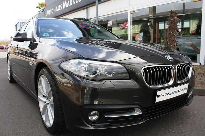Gebraucht BMW 520 Performance 190 PS (139 kW) 2015 Grau Kombi