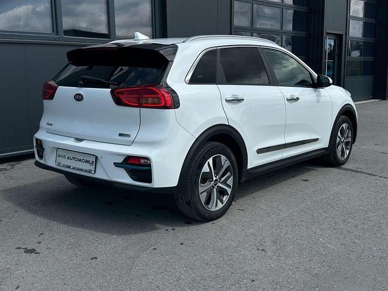 Gebraucht Kia e-Niro Gold 150 kW (204 PS) 2020 Weiß SUV