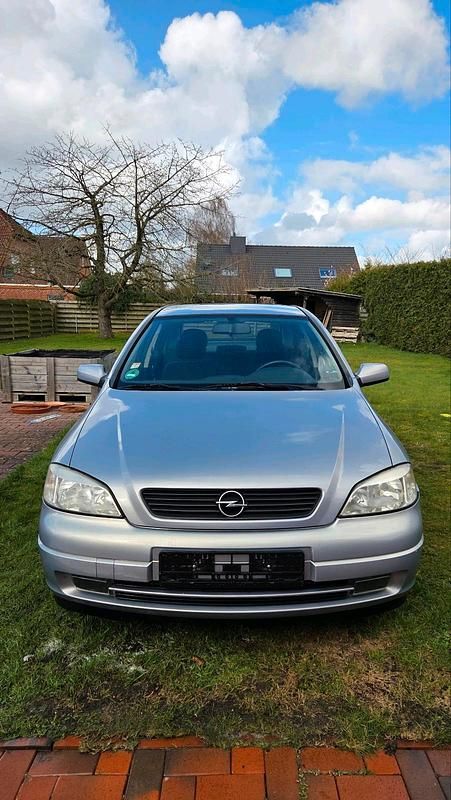 Gebraucht Opel Astra 84 PS (61 kW) 2001 Silber Kleinwagen