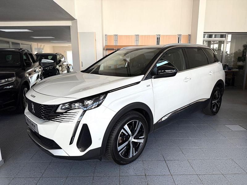 Weiß Gebraucht 2022 Peugeot 5008 GT Van / Kleinbus | 32.950 € (Fairer Preis) - Bild 1/4