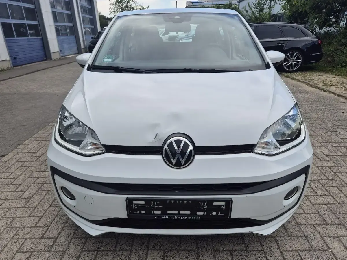 Gebraucht VW up! 65 PS (47 kW) 2021 Weiß Kleinwagen
