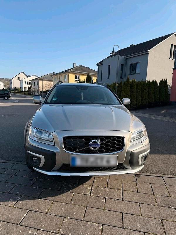 Gebraucht Volvo XC70 181 PS (133 kW) 2015 Gold Kombi