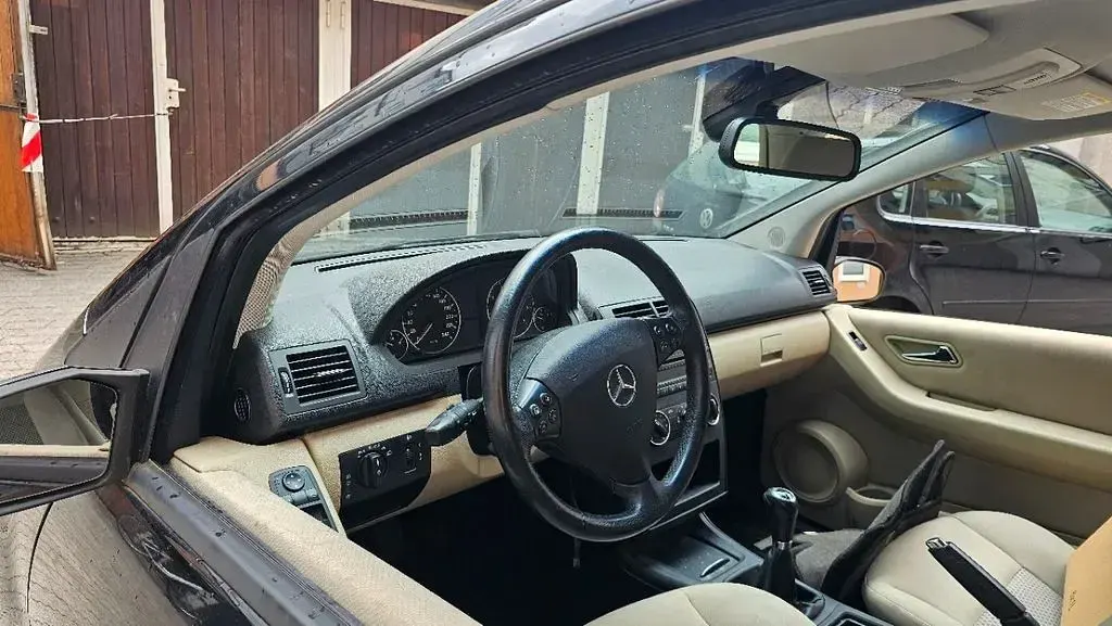 Gebraucht Mercedes A150 Elegance 95 PS (69 kW) 2007 Schwarz Limousine