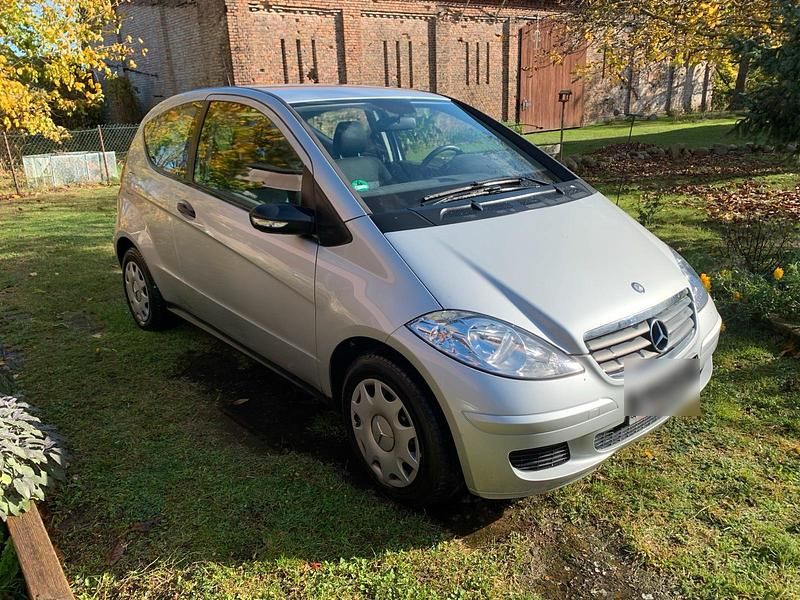 Silber Gebraucht 2006 Mercedes A150 Kleinwagen | 1.900 € (Guter Preis) - Bild 1/4