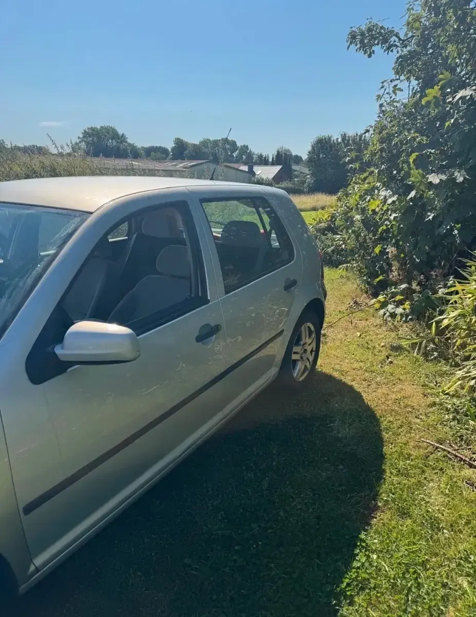 Gebraucht VW Golf III 101 PS (74 kW) 1999 Silber Limousine