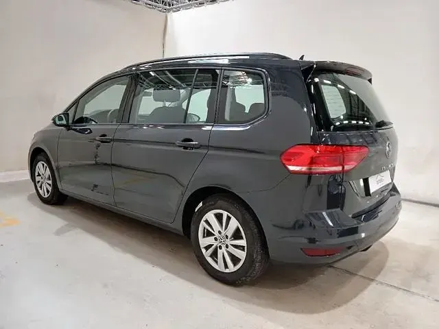 Gebraucht VW Touran Comfortline 150 PS (110 kW) 2024 Graukeine angabe Van / Kleinbus