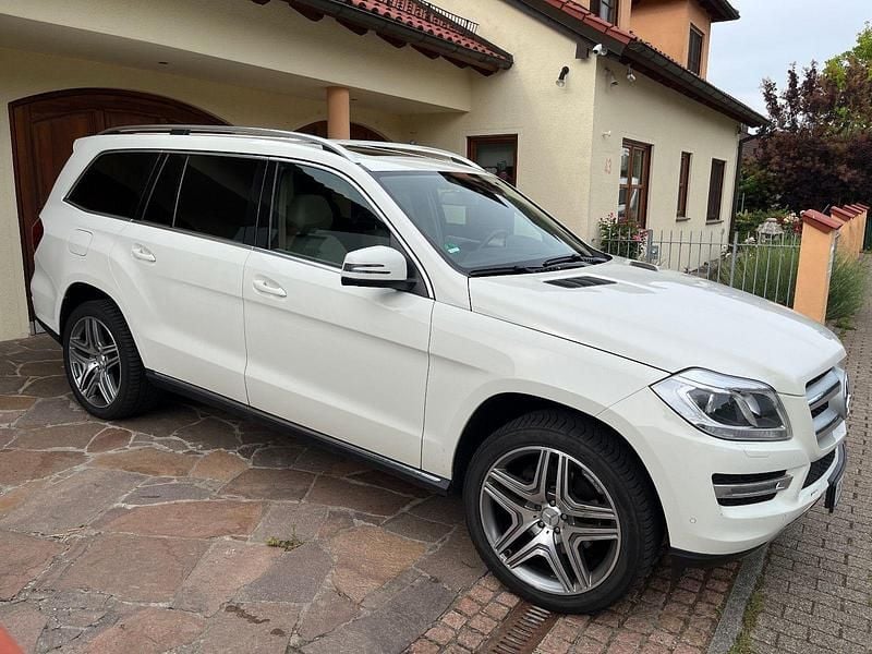 Weiß Gebraucht 2014 Mercedes GL350 AMG SUV | 28.300 € (Guter Preis) - Bild 1/4
