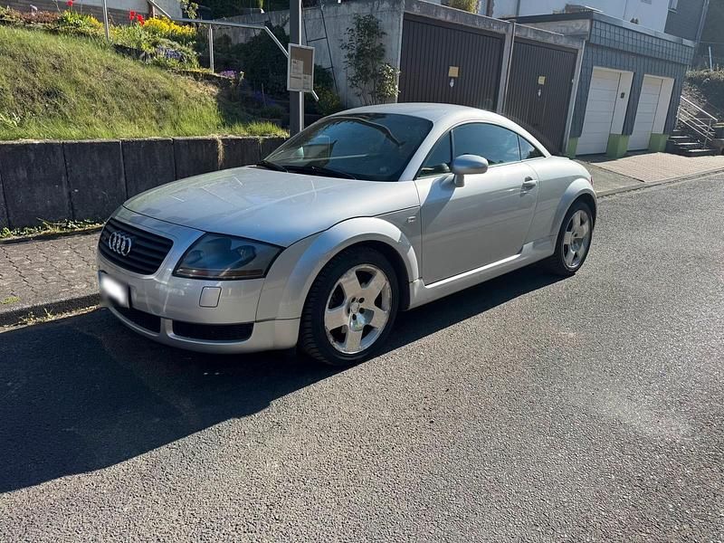 Usata Audi TT 180 CV (132 kW) 2001 Argento Coupé