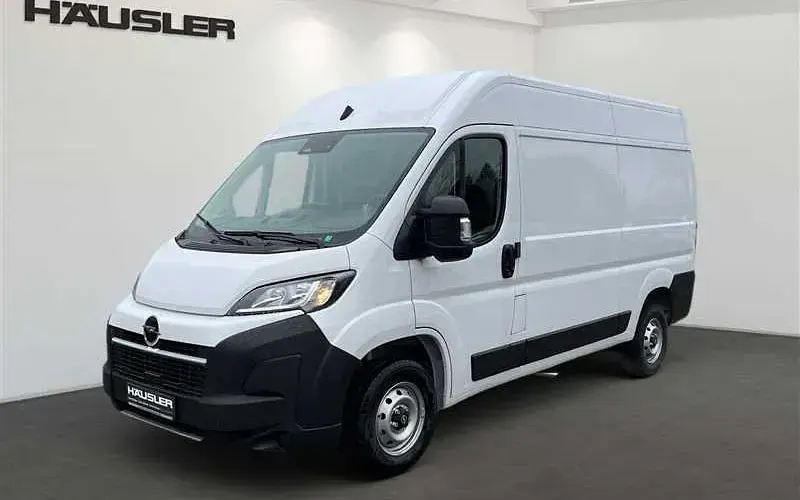 Gebraucht Opel Movano 140 PS (102 kW) 2024 Weiß Van