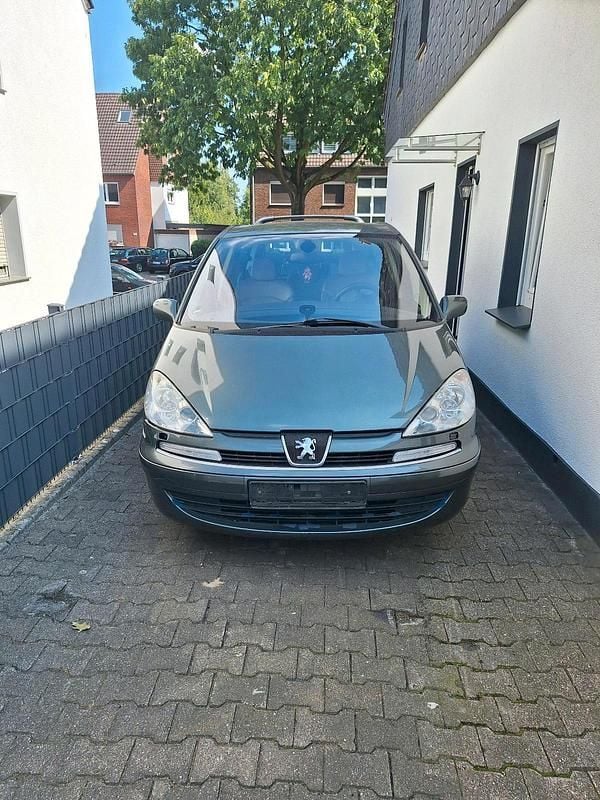 Grau Gebraucht 2007 Peugeot 807 Van / Kleinbus | 1.500 € (Superpreis) - Bild 1/4
