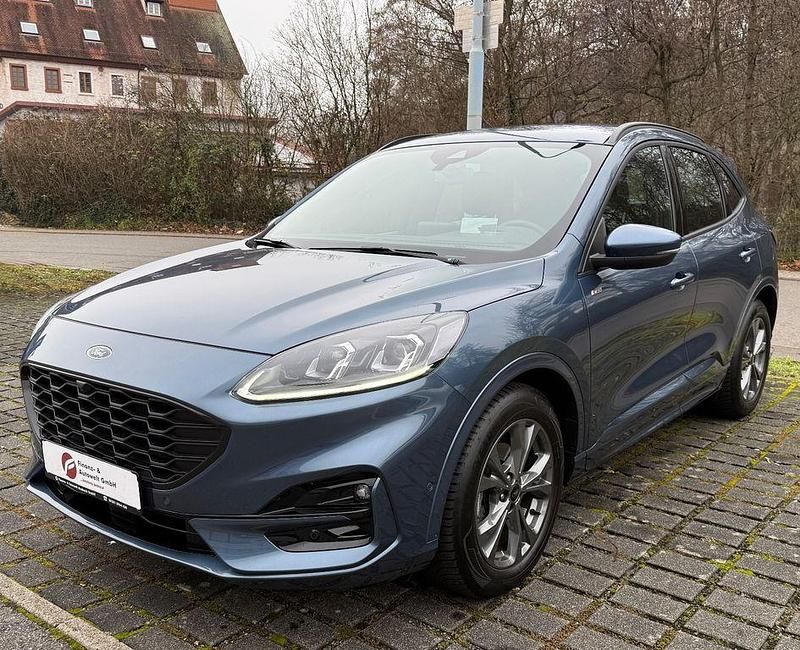 Blau Gebraucht 2023 Ford Kuga ST-Line SUV | 23.490 € (Guter Preis) - Bild 1/4