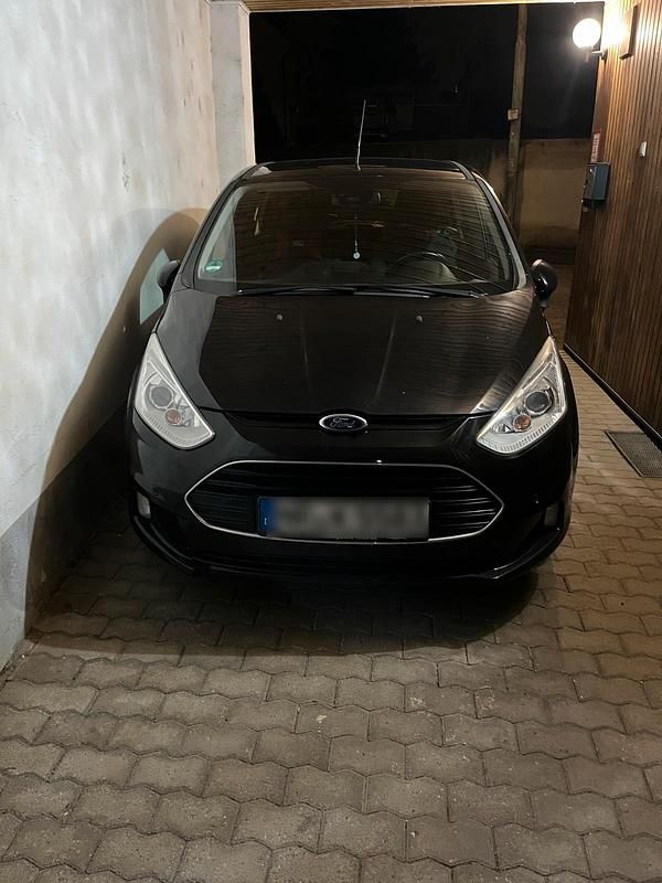 Gebraucht Ford B-MAX 95 PS (69 kW) 2015 Schwarz Van / Kleinbus