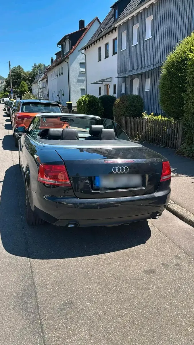 Gebraucht Audi A4 Cabriolet 140 PS (102 kW) 2007 Schwarz Cabrio