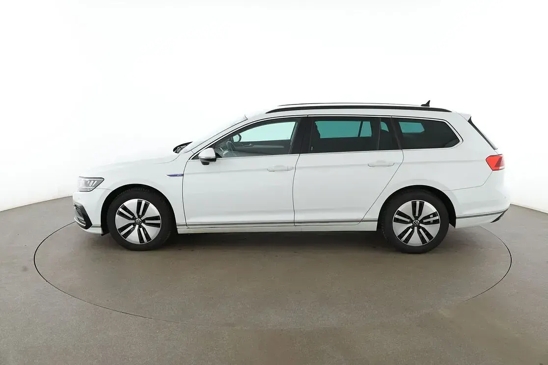 Gebraucht VW Passat GTE 2021 Weiß Kombi