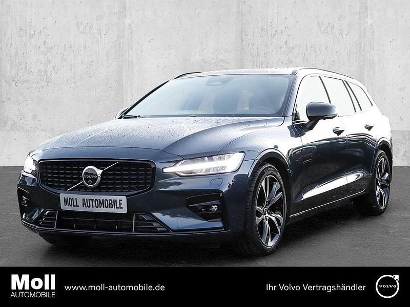 Gebraucht Volvo V60 Plus 197 PS (144 kW) 2025 Denim blue / metallic Kombi