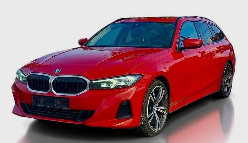 Rot Gebraucht 2022 BMW 320e Sport Line Limousine | 21.999 € (Fairer Preis) - Bild 1/4