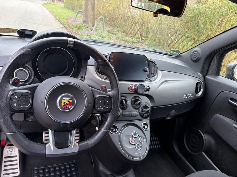 Gebraucht Abarth 595C 165 PS (121 kW) 2023 Grau Cabrio