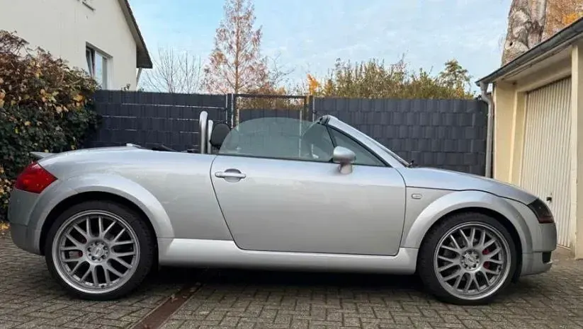 Gebraucht Audi TT Roadster 150 PS (110 kW) 2000 Silber Cabrio
