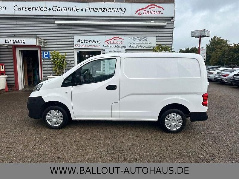 Weiß Gebraucht 2019 Nissan Evalia Van / Kleinbus | 13.450 € (Fairer Preis) - Bild 1/4