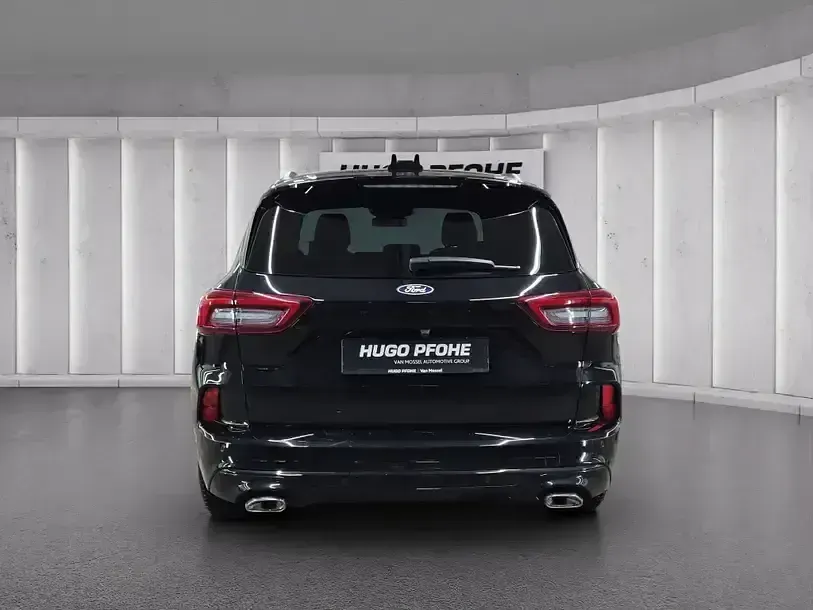 Gebraucht Ford Kuga ST-Line 186 PS (136 kW) 2024 Schwarz SUV