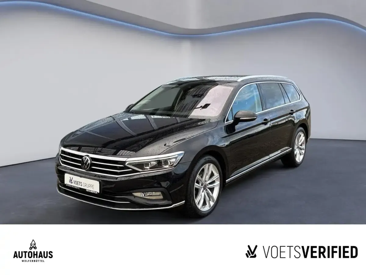 Gebraucht VW Passat Elegance 200 PS (147 kW) 2023 Schwarz Kombi