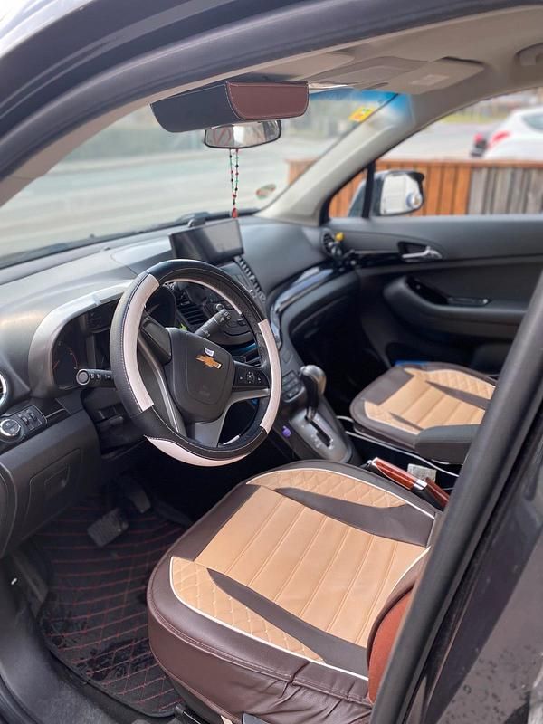Gebraucht Chevrolet Orlando LT 163 PS (119 kW) 2012 Schwarz Van / Kleinbus