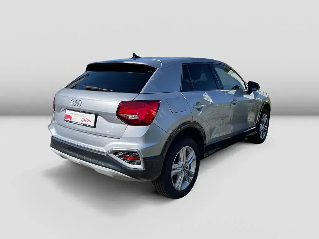 Gebraucht Audi Q2 Advanced Plus 116 PS (85 kW) 2025 Florettsilber metallic SUV