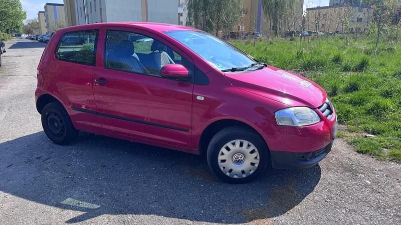 Usado VW Fox 54 HP (39 kW) 2006 Vermelho Citadino